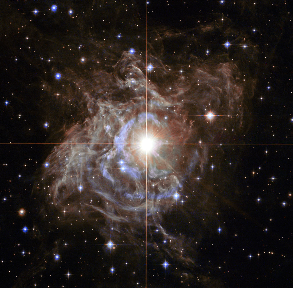 La-stella-RS-Puppis-ripresa-da-Hubble